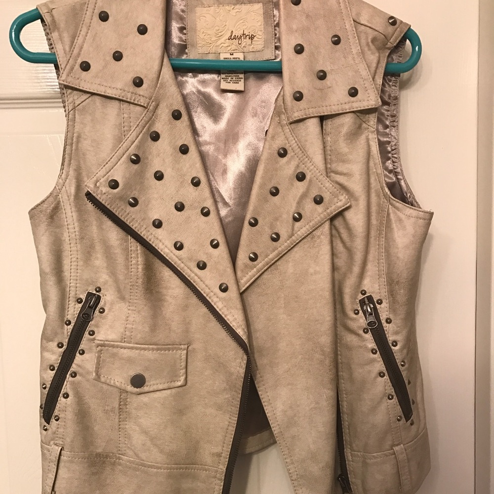 🔥Stud Vest